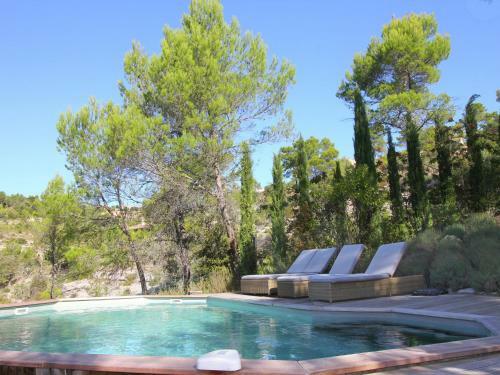 Holiday Home Maison Lei Roucas