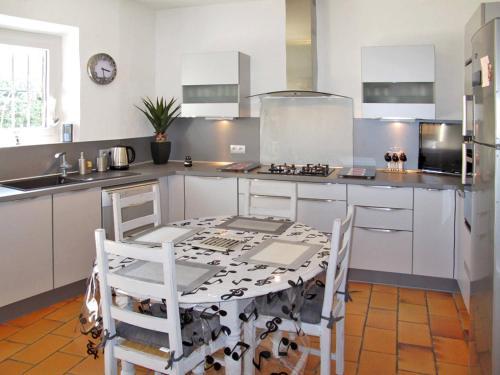 Ferienhaus Fayence 180s