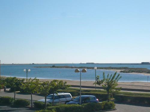 Apartment Maisons Sur La Plage