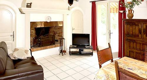 Holiday Home Chemin Du Pont Des Colles