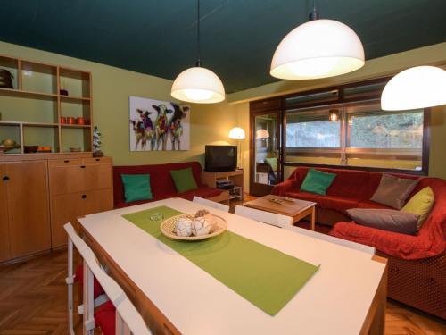 Apartment Alp