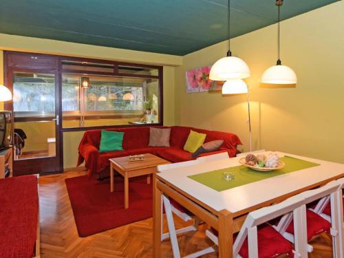 Apartment Alp