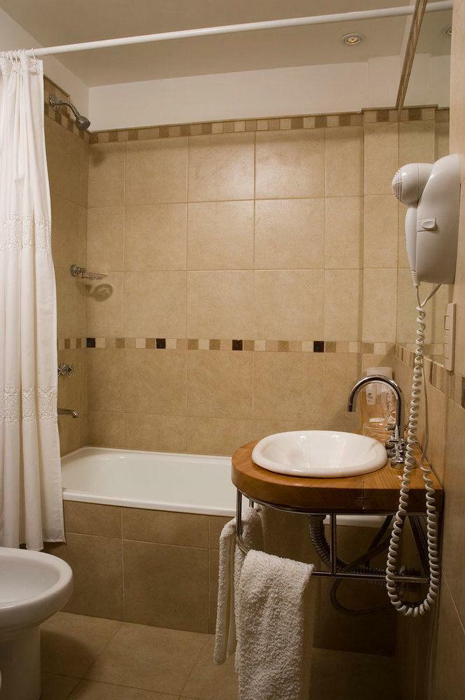 Hostal Roble Sur