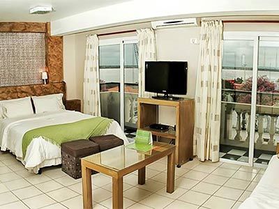 Hotel La Rozada Suites