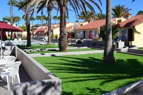 Club Primavera Apartments
