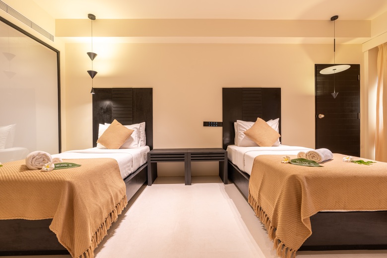 Hotel Samaya Bura