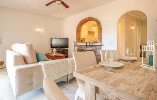 Two-bedroom Apartment In Calahonda