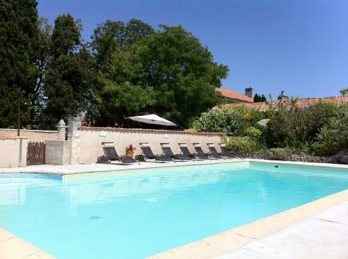 L'ecurie, Manoir De Longeveau