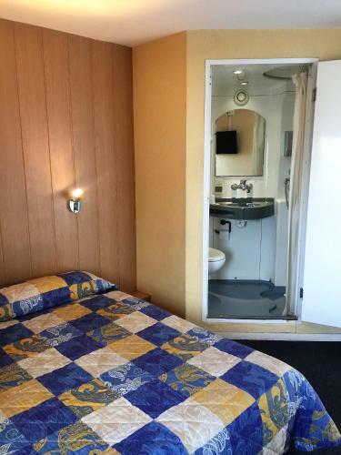 Fasthotel Plaisir