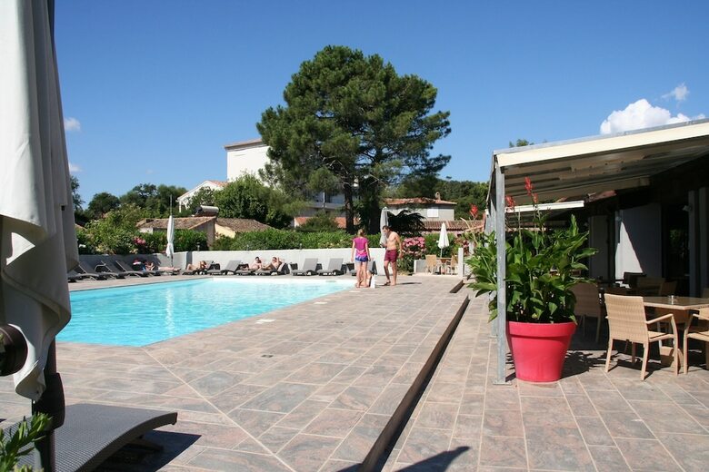Hotel Marina Village