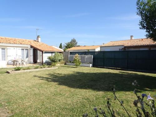 Holiday Home Les Lauriers