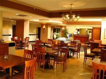 Holiday Inn Express Hotel  Suites Atlanta N-p