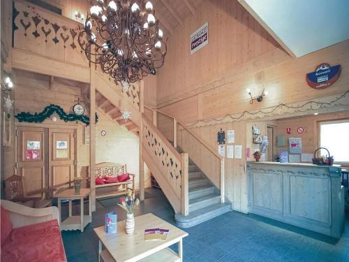 Two-bedroom Apartment In Samoens