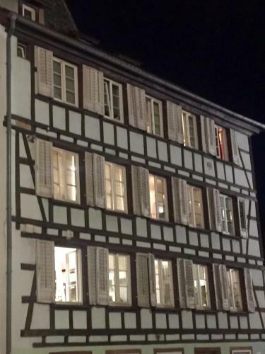 Hostal Quai 17 Maison D'h�tes