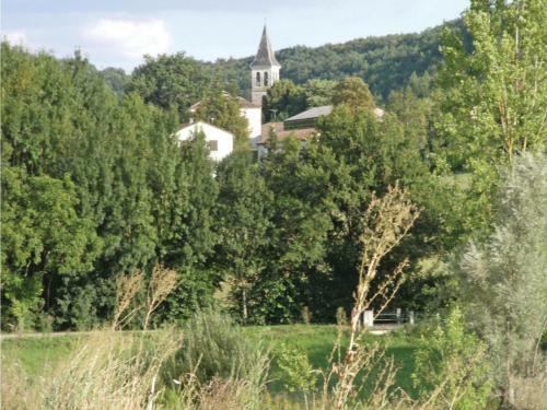 One-bedroom Holiday Home In Valeilles