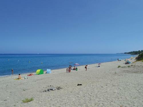 Three-bedroom Holiday Home In Moriani Plage