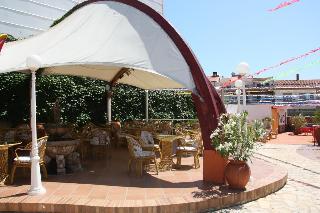 Coral Hotel