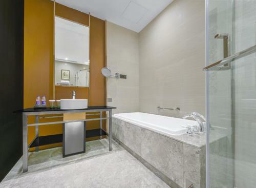 National Arts Resort Hotel
