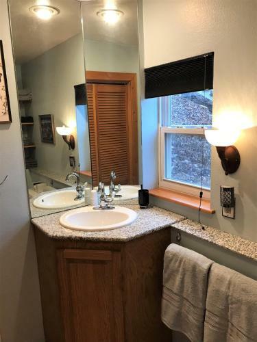 Blue Water Apartment