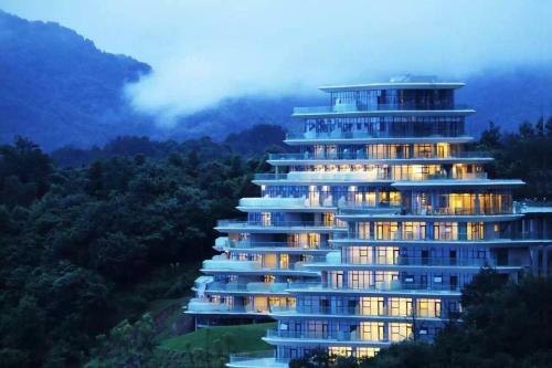 Lvditaipinglake International Apartment