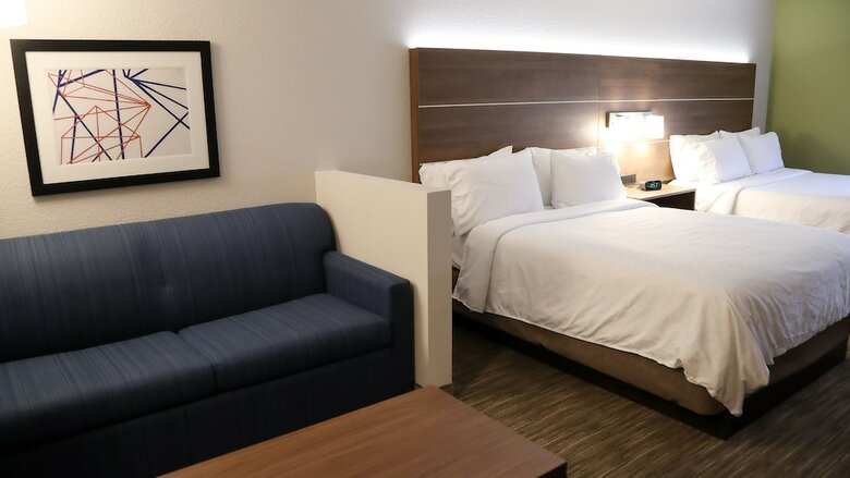 Holiday Inn Express Hotel  Suites Co Springs-