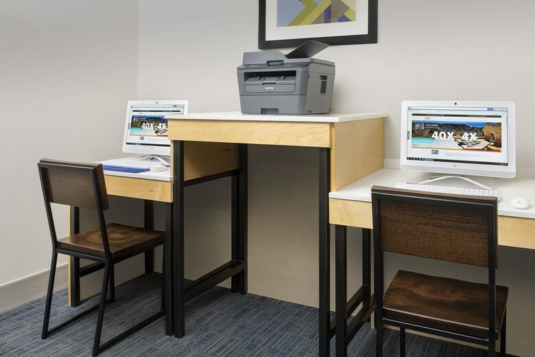 Hotel Holiday Inn Express San Antonio N-riverwalk Area