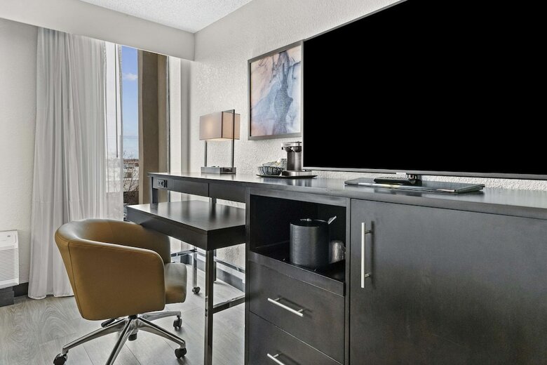 Hotel Holiday Inn North