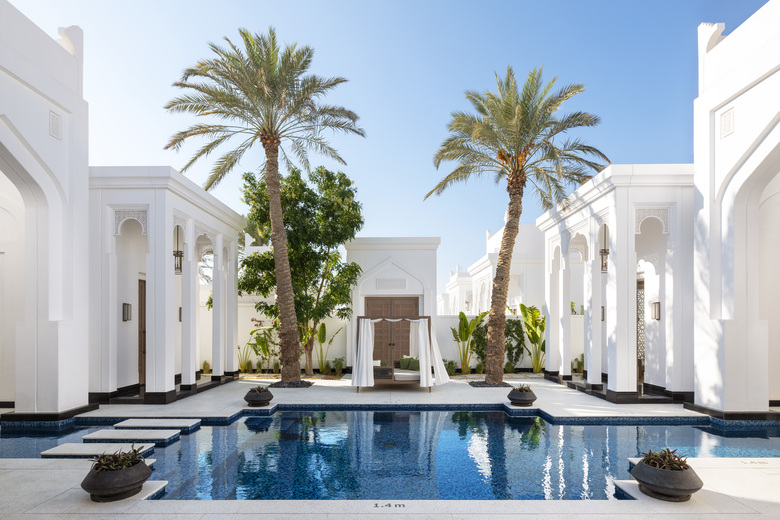 Hotel Banyan Tree