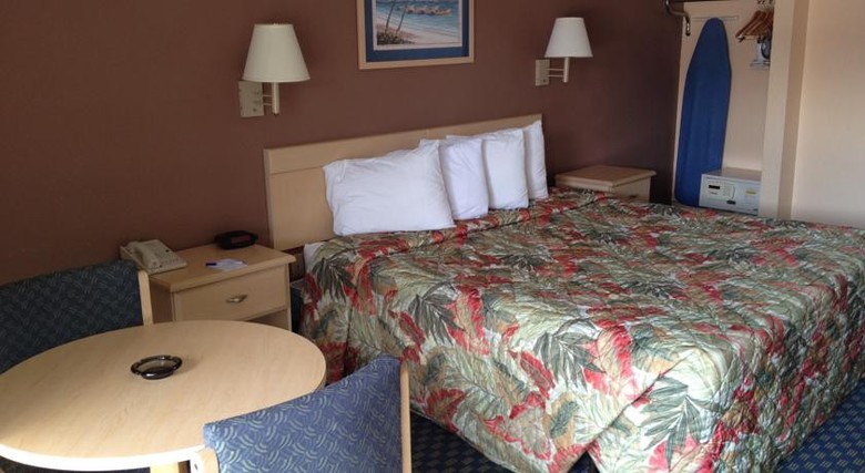 Hotel Baymont Inn And Suites Kissimmee