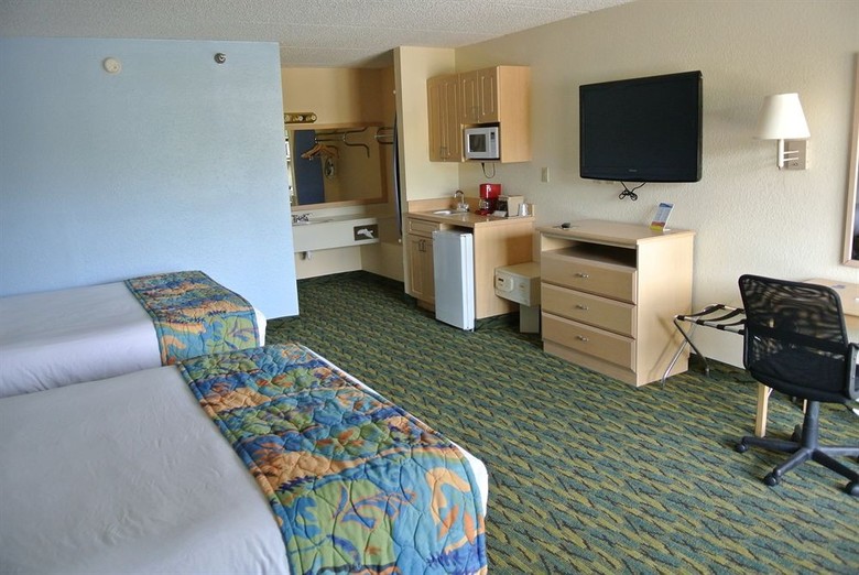 Hotel Baymont Inn And Suites Kissimmee