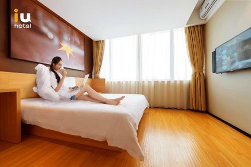 Iu Hotel Suzhou Mudu Old Town Kaima Square