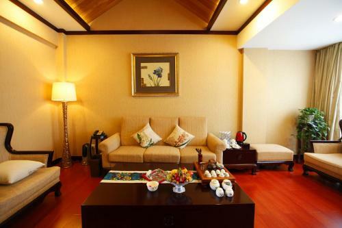 Gu Rong Hotel