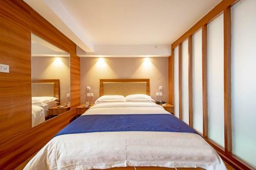 Dali Erhai Longwan Holiday Hotel