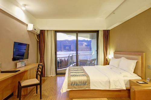 Dali Erhai Longwan Holiday Hotel