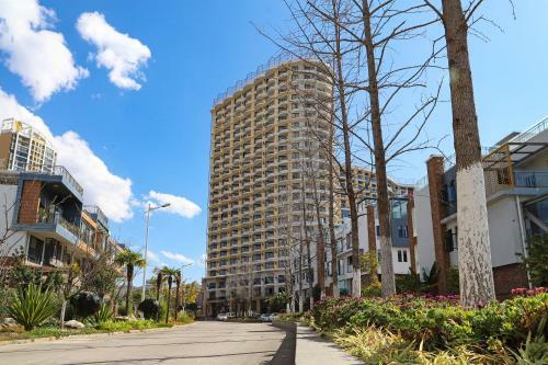 Dali Erhai Longwan Holiday Hotel