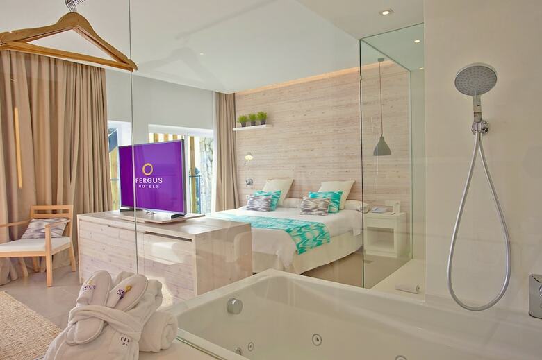 Hotel Fergus Style Palmanova