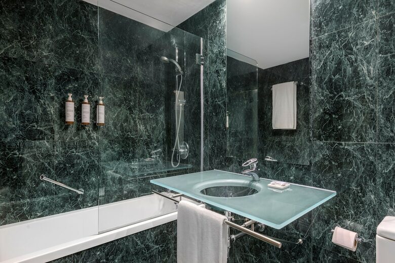 AC Hotel Los Vascos By Marriott