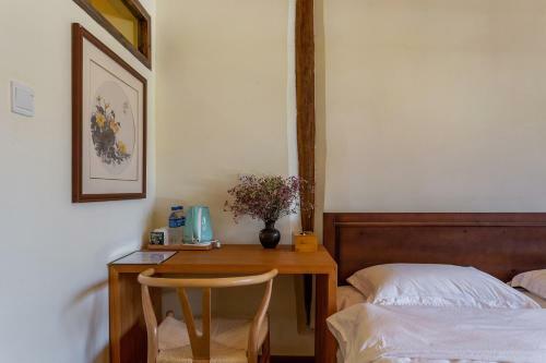 Posada Shaxi Square Inn