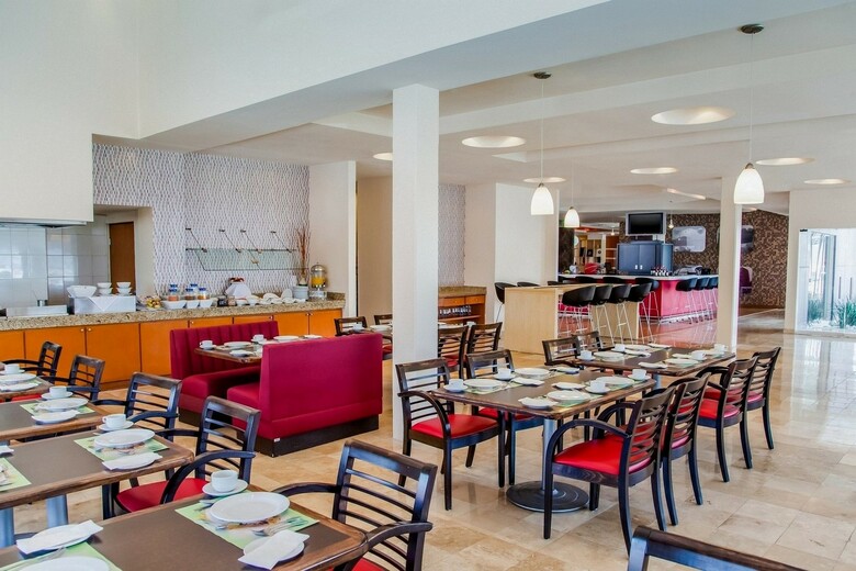 Hotel Fiesta Inn Monterrey Fundidora