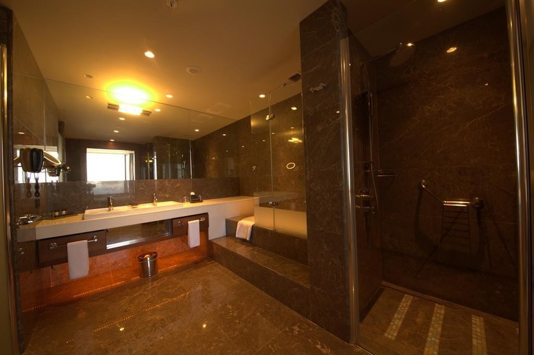 Sheraton Istanbul Atakoy Hotel