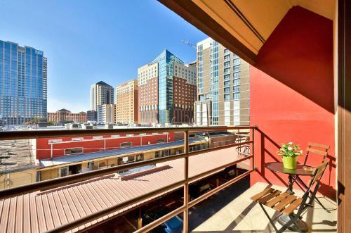 Apartamento Downtown Condo 301