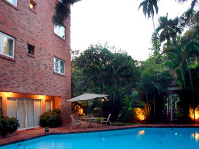 Villa Morra Suites Hotel