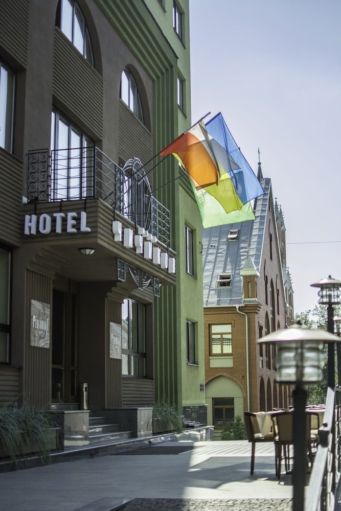 Chichikov Hotel