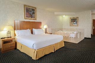 Holiday Inn Express Hotel & Suites Lethbridge