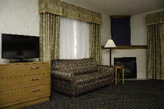 Holiday Inn Express Hotel & Suites Lethbridge