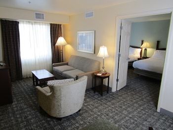 Hotel Staybridge Suites Rochester University