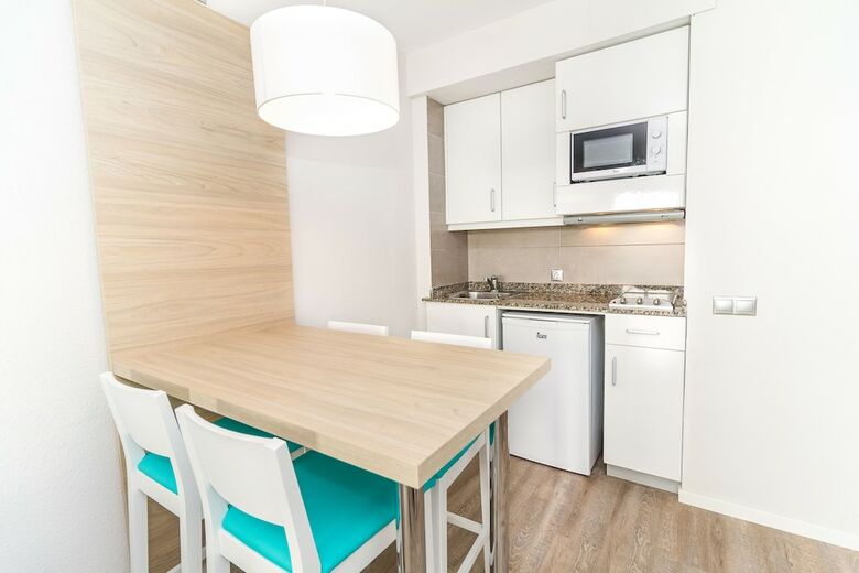Hotel Eix Lagotel