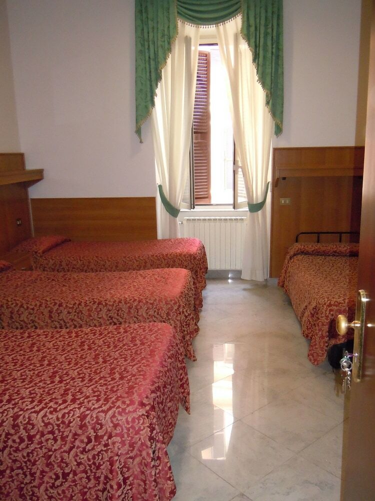 Hotel Papa Germano
