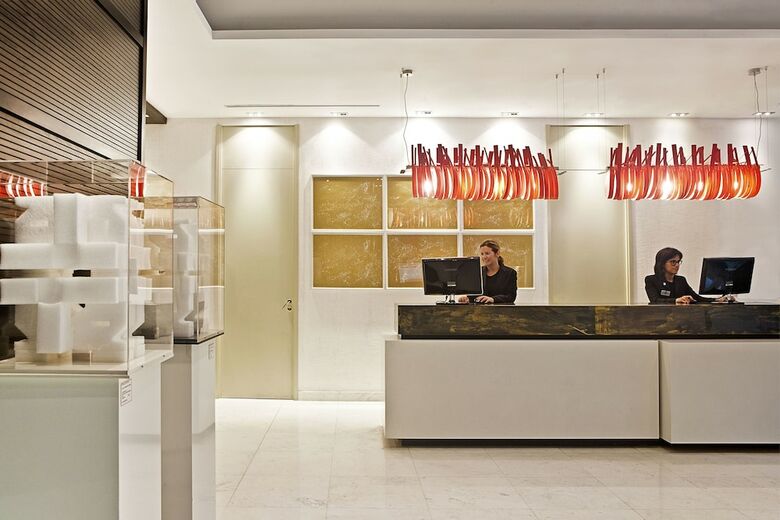 Hotel Grupotel Gran Via 678