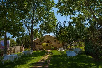 Petrino Suites Hotel